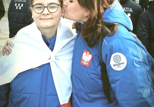 Mama jest dumna ze swojej córki.