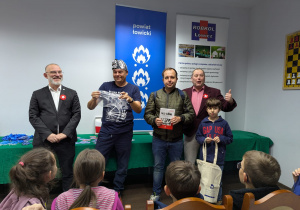 Szczęśliwe numerki i nagrody wylosowali panowie.