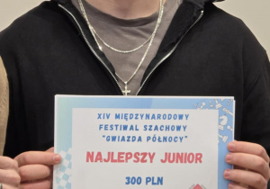 Szymon otrzymał nagrodę dla najlepszego juniora.