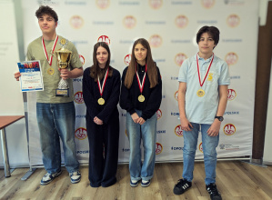 JESTEŚMY NAJLEPSZĄ SZKOŁĄ SZACHOWĄ W POLSCE