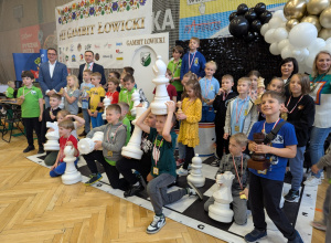 II GAMBIT ŁOWICKI – SZACHOWA MOC W MAJU